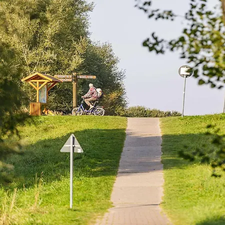 Ostseefeeling - 5 Sterne Mit Suedbalkon In Der Seefahrtschule * ווסטרו