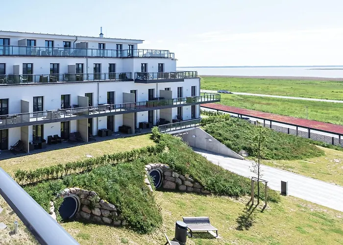 Ostseefeeling - 5 Sterne Mit Suedbalkon In Der Seefahrtschule *